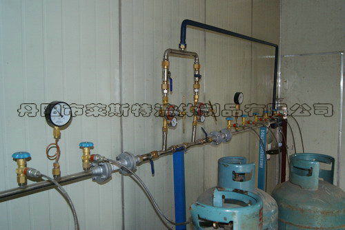 ---客户订做的丙烷汇流排